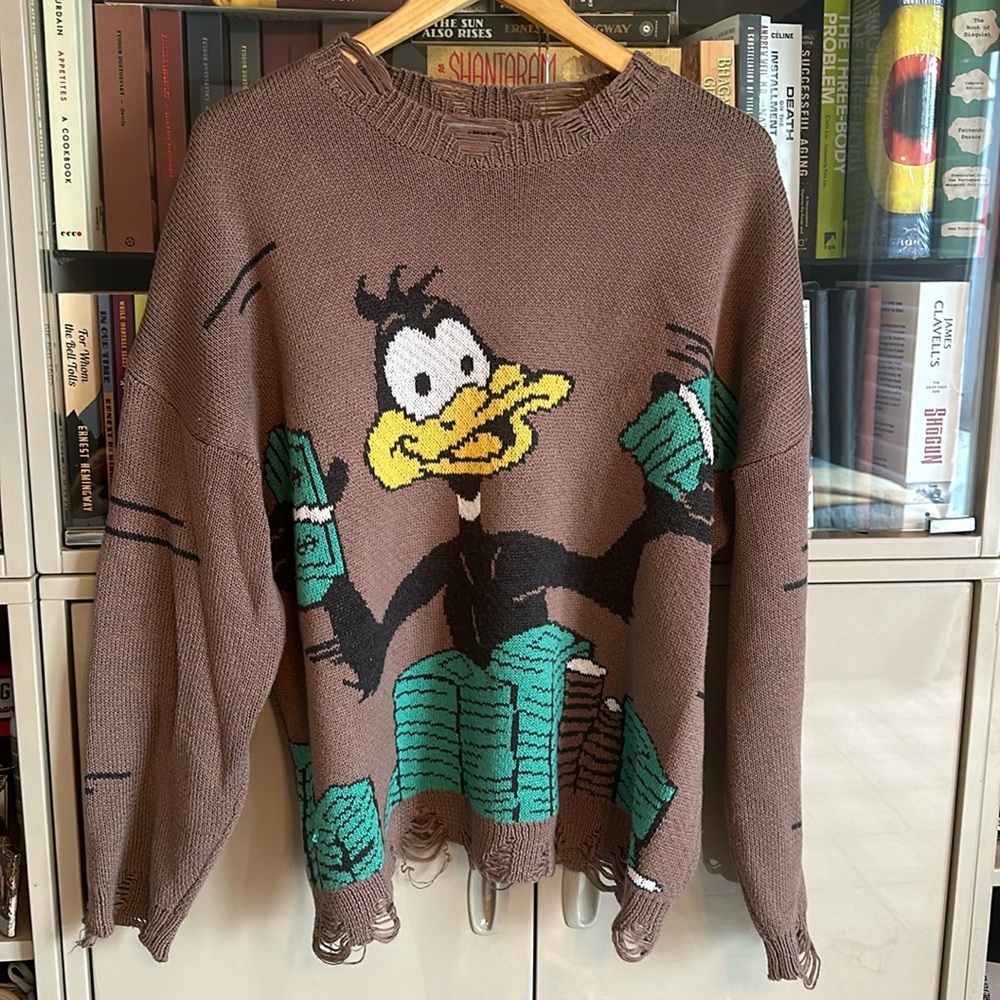 Empty reference brand. Size small.